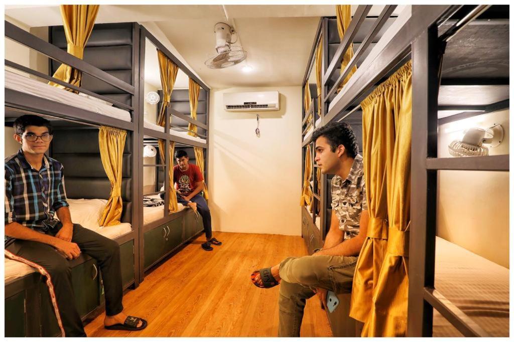 Social Hubz Hostel Mumbai Exterior foto